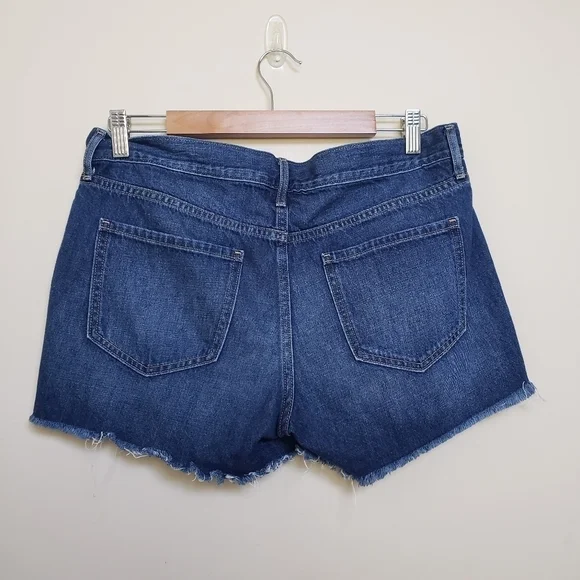 OLD NAVY Denim Raw Hem Shorts - Picture 2 of 4